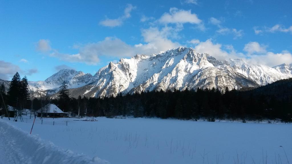 Alpenappartements Schwalbennestl Миттенвальд Экстерьер фото