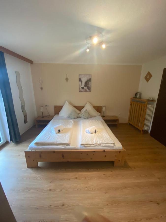 Alpenappartements Schwalbennestl Миттенвальд Экстерьер фото