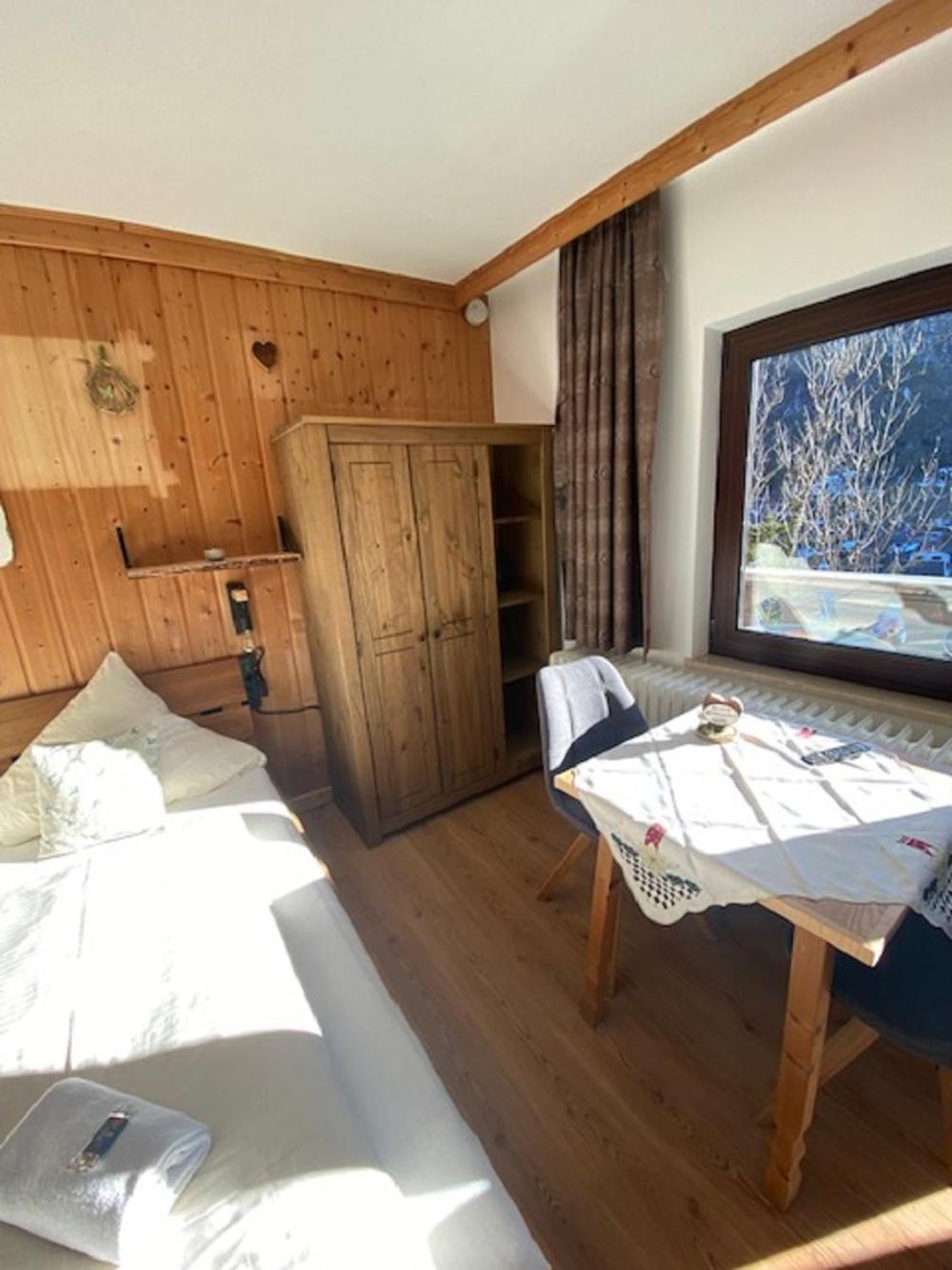 Alpenappartements Schwalbennestl Миттенвальд Экстерьер фото