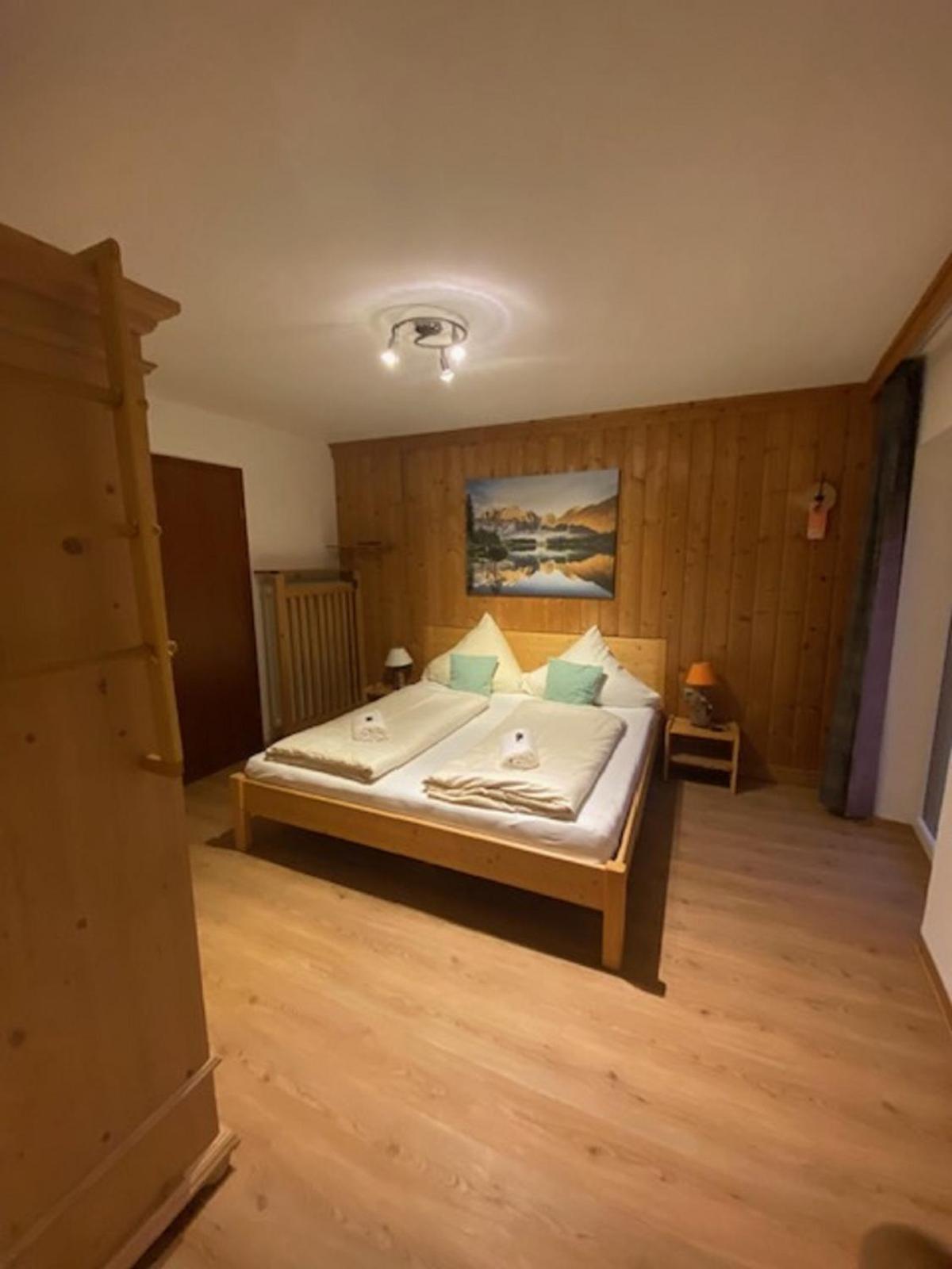 Alpenappartements Schwalbennestl Миттенвальд Экстерьер фото