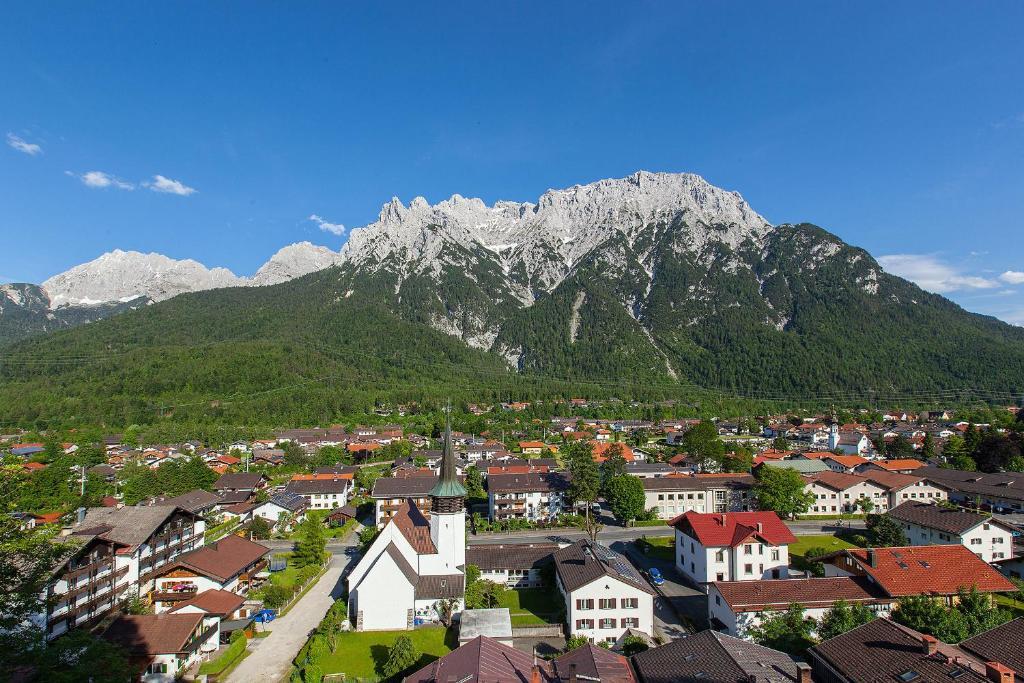 Alpenappartements Schwalbennestl Миттенвальд Экстерьер фото